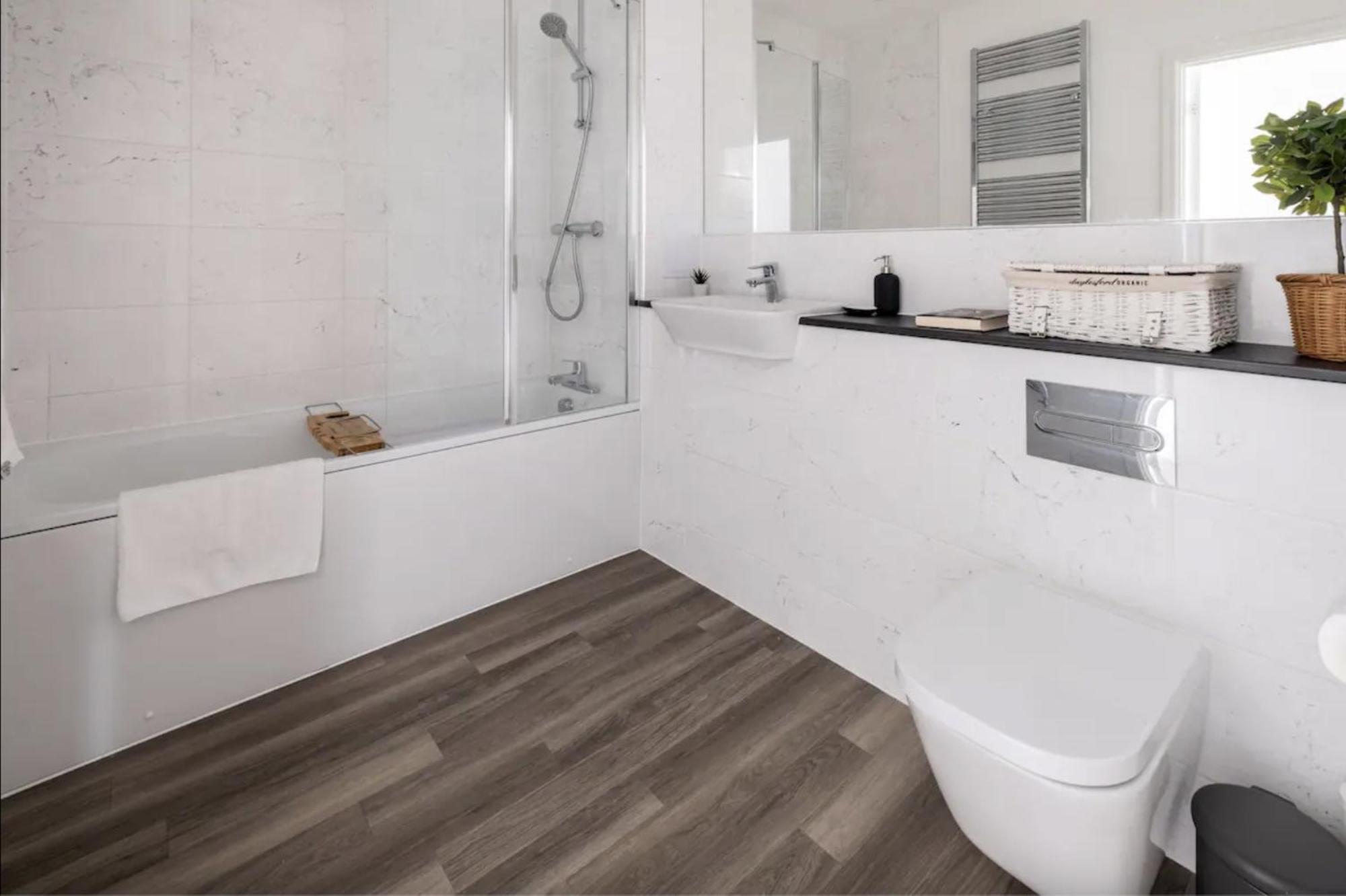 Scandi Style Flat In London With Private Terrace Eksteriør billede